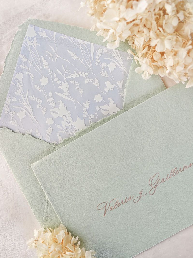 Camille – Busta artigianale con fodera vellum Fiori di Campo