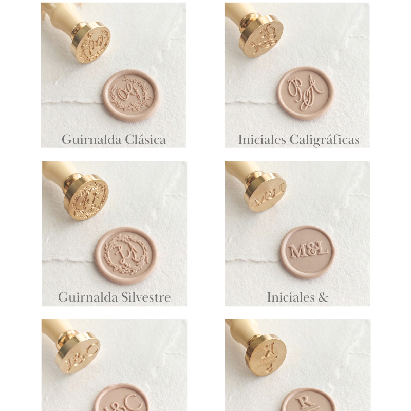 Sigilli in ceralacca personalizzati con iniziali per partecipazioni di matrimonio, con design a ghirlanda, calligrafia e stile minimalista