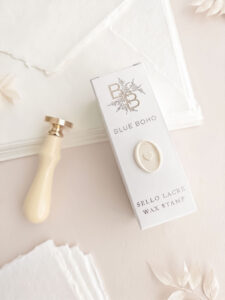 Timbro per ceralacca Blue Boho mini ovale con manico color avorio