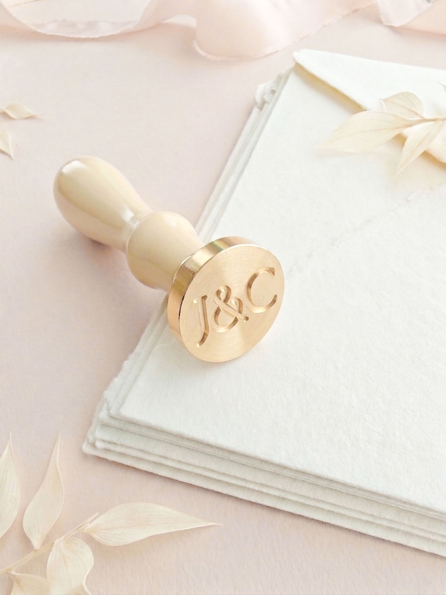 Sello de Lacre Personalizado Iniciales Esencia