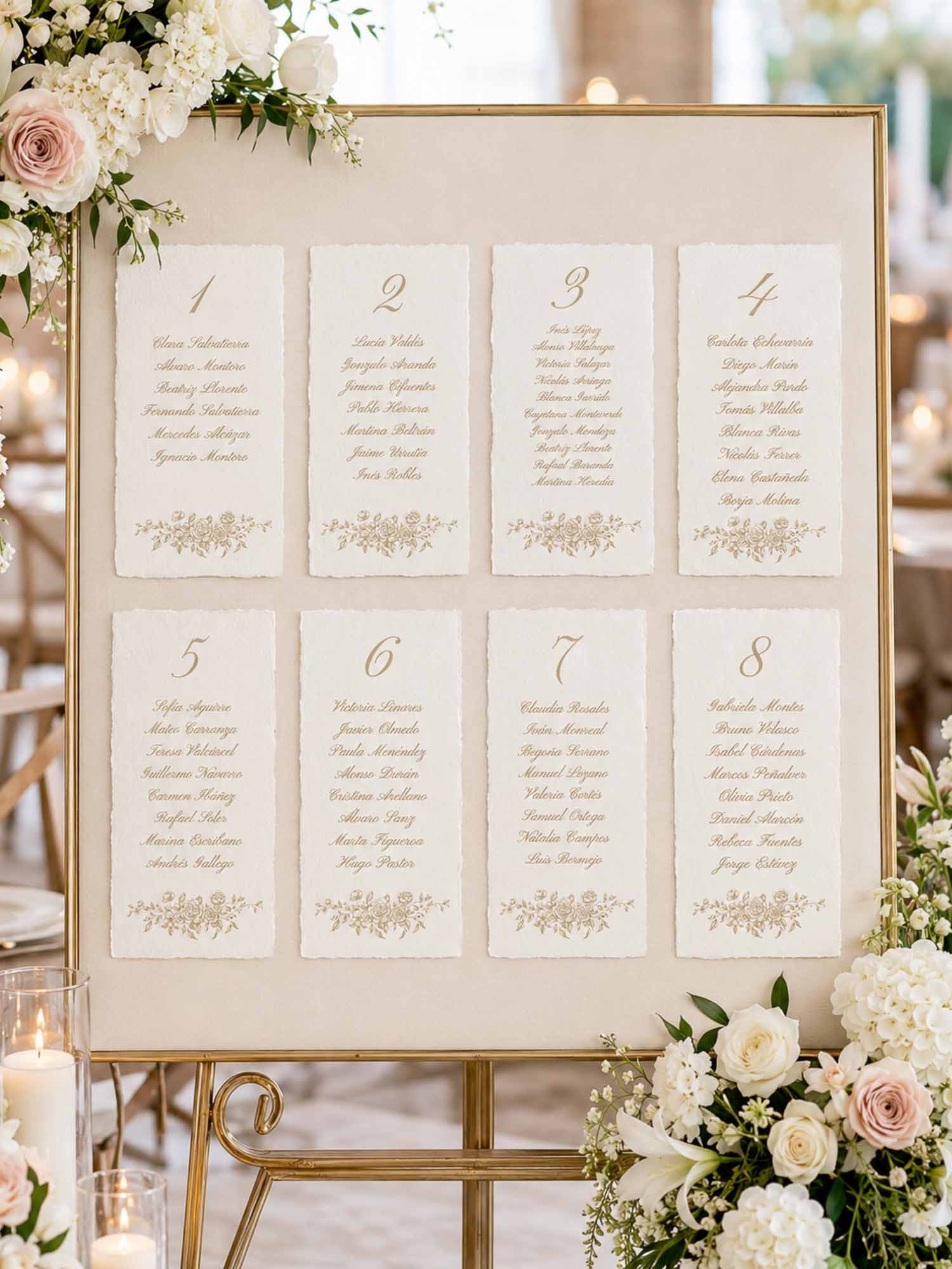 Seating plan y número de mesa Adriana en papel artesanal